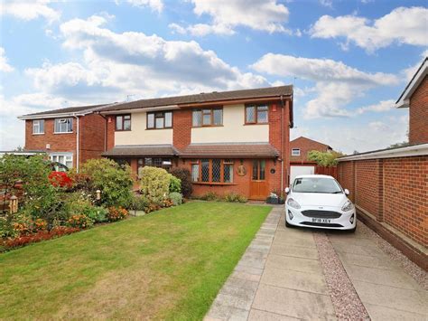 3 Bed Semi Detached House For Sale In Huntingdon Place Birches Head