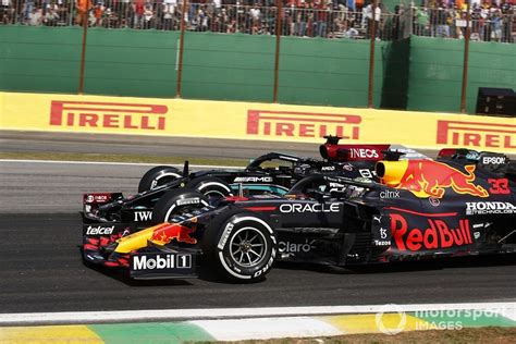 フェルスタッペン、レッドブル・ホンダに対するメルセデスf1の行動が「彼らの本性」を表している