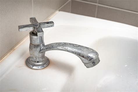 How To Remove Hard Water Stains From Polished Nickel The Clever Homeowner