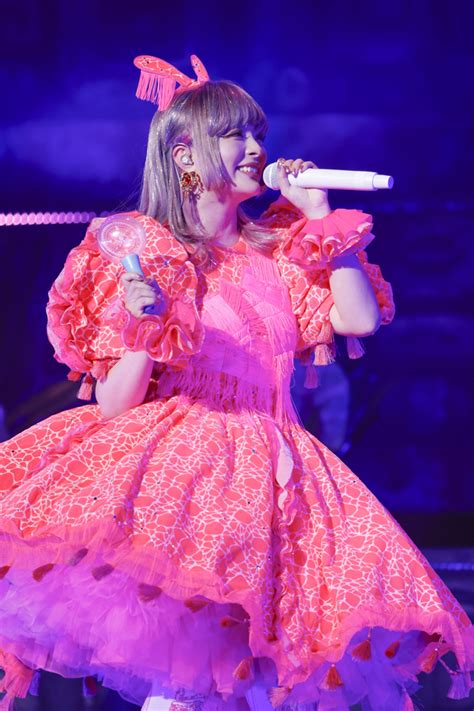 【ライブレポート】きゃりーぱみゅぱみゅ、日本武道館公演で「世の中の“なし”を“あり”に変えられる存在に」 Barks