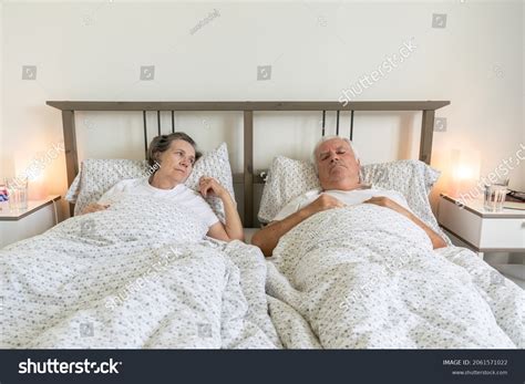 Altes Ehepaar Beim Sex Images Stock Photos Vectors Shutterstock