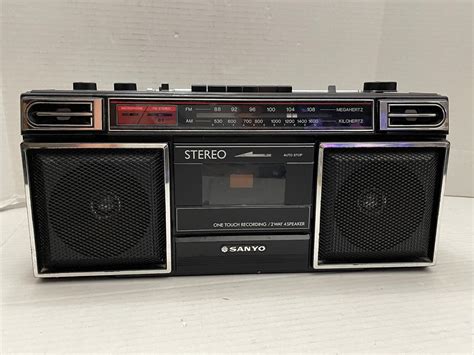 Vintage Sanyo Radio Cassette Player