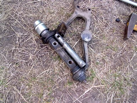Замена сайлентблоков верхних рычагов — Lada 4x4 3D, 1,7 л, 2000 года ...