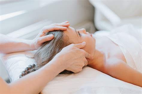 What Is Craniosacral Therapy Cst Vaida Wellness