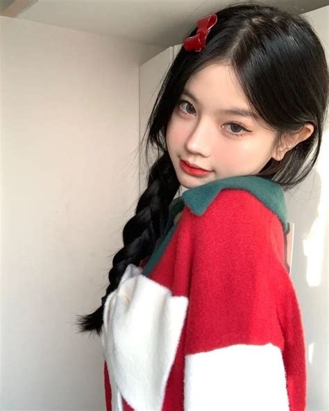 Korean Girl Asian Girl Medium Long Haircuts Aesthetic Indie Long