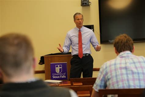 Senator Thune Allows Voices on Campus to be Heard – The Vessel