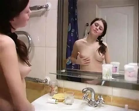 Xenia Ist Gerade 18 Jahre Alt Geworden Porn 18 XHamster