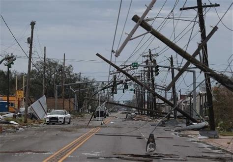 At Least Four Dead In US After Dozens Of Tornadoes Rip Through Oklahoma