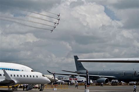 Six Pilatus Pc A Royal Australian Air Force Roulettes Nara Dvids