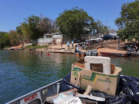 Projeto Amigos do Rio mobiliza voluntários para limpeza de praias