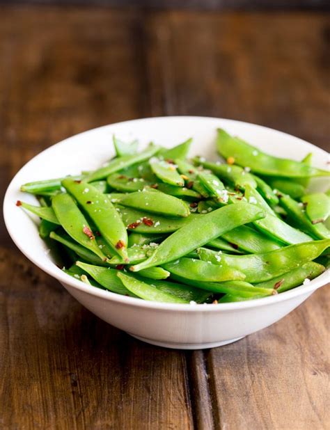 Crisp And Flavorful Sauteed Sugar Snap Peas