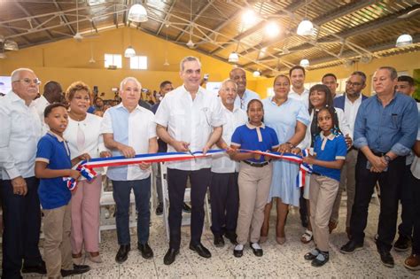 Presidente Abinader Inaugura Escuela Felicia Amada Moreta En Guaricanos