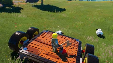 Is there a steering wheel for vehicles in LEGO Fortnite?