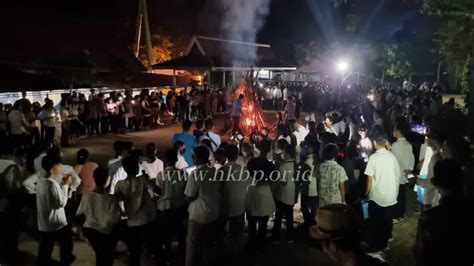 PEMBERDAYAAN REMAJA NAPOSOBULUNG HKBP DISTRIK XX KEPULAUAN RIAU