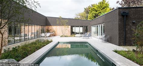 Riverside Home Designed To Withstand Floods Competes For Grand Designs