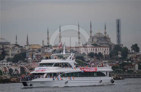 Ak Parti Nin B Y K Stanbul Mitingi I In Vatanda Lar Toplanmaya Ba Lad