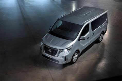 Nissan Nv300 Combi Facelift Brings New Looks And A Higher Quality