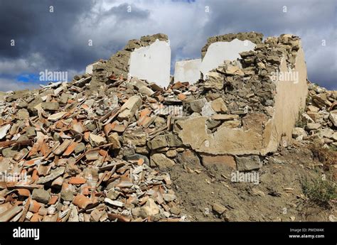 Old building debris Stock Photo - Alamy