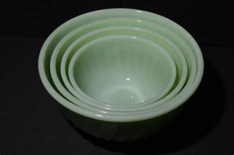 Fire King Jadeite Jadite Swirl Mixing Bowl Set Of 4 Milk Glass Etsy Canada