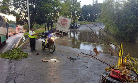 Lluvias causan estragos en Morelia Michoacán