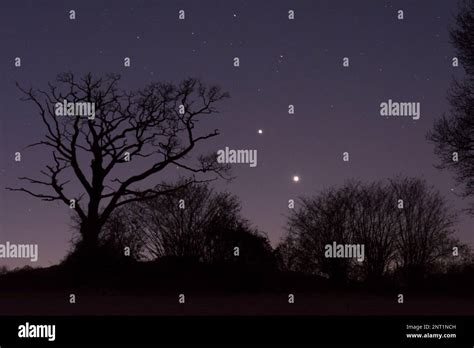 Planets In Night Sky Hi Res Stock Photography And Images Alamy