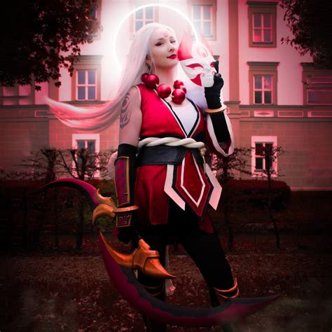 League Of Legends Diana Cosplay