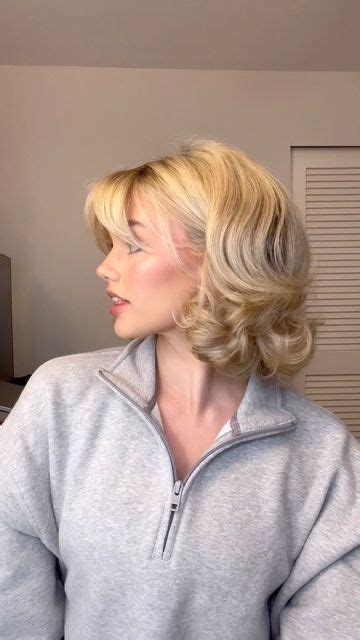 Pin By Christianna On Hair And Beauty Chic Short Hair Short Blonde