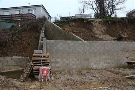 Haute Saône Une maison en construction à Echenoz la Méline s effondre