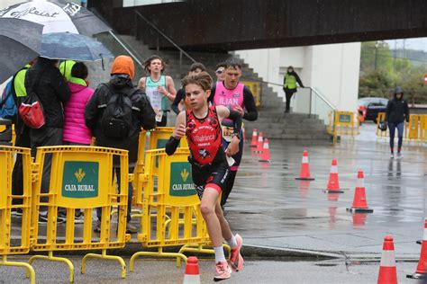 Fotos El Duatlón vence a la lluvia en su primera jornada El Comercio