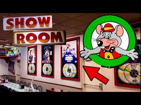 Chuck E Cheese Northridge Ca Showroom Tour Rare Artwork Youtube