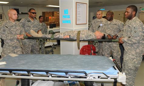 Litter Bearer Class Trains Soldiers To Help Save Lives Article The