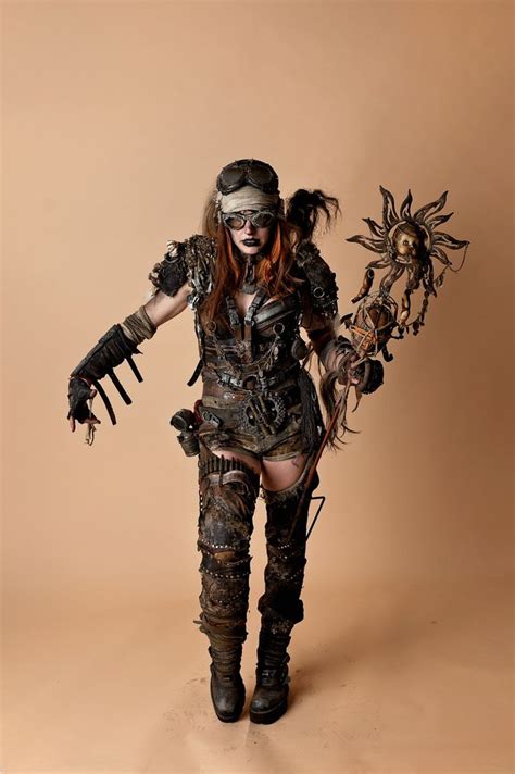 Postapocaliptic Female Costume Idea Craft Collabo