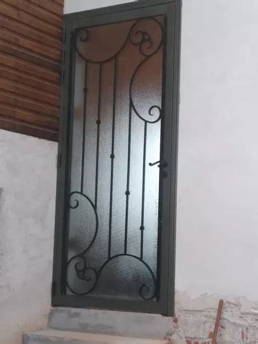 Puerta De Aluminio Con Reja Color Bronce Colonial En Venta En