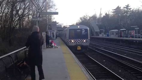 MTA Metro North Railroad North White Plains Bound 6 Car Train Of M3A S