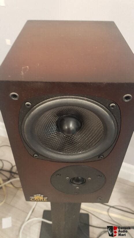 Castle Richmond 3i Bookshelf Speakers Mahogany For Sale Canuck