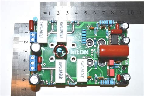 Amplifier SUBWOOFER, 200W - Kit-Amp