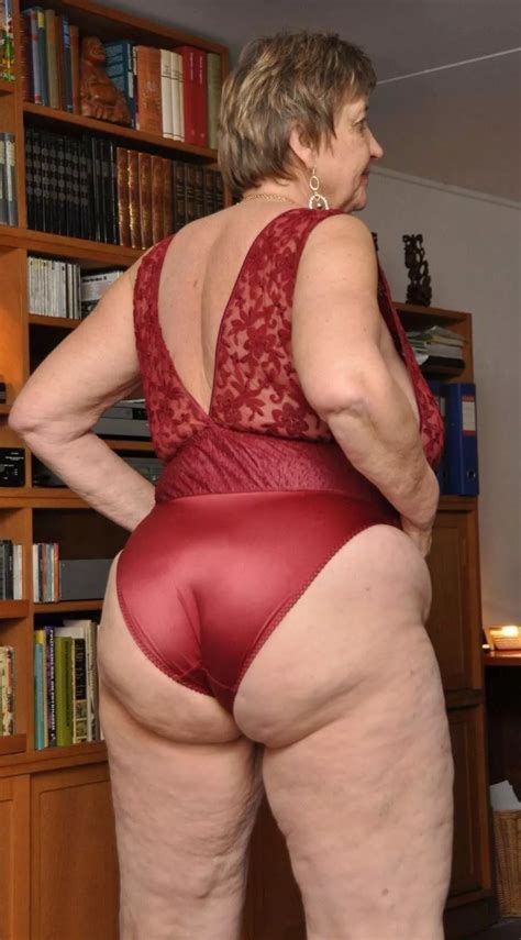 Slut Granny With A Big Ol Fat Ass Looks Ready For A Pounding Nudes GrandmotherlyGILFs NUDE