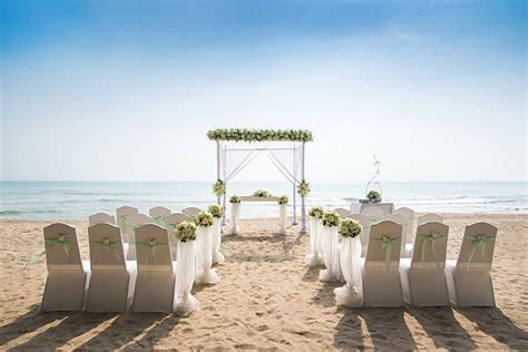 Five Benefits Of Beach Weddings Missvierigsclassroom