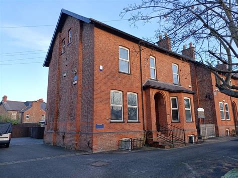 1 Bed Flat To Rent In Barrington Road Altrincham Wa14 Zoopla