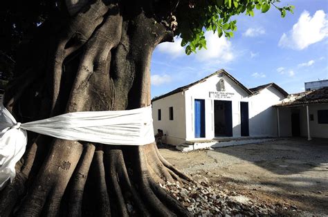 Conheça o Sítio do Pai Adão considerado um dos terreiros mais