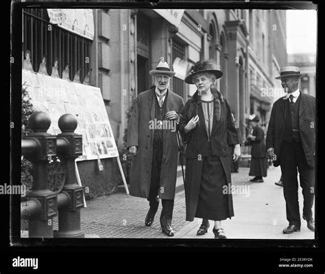 Vintage Salvation Army Hi Res Stock Photography And Images Alamy