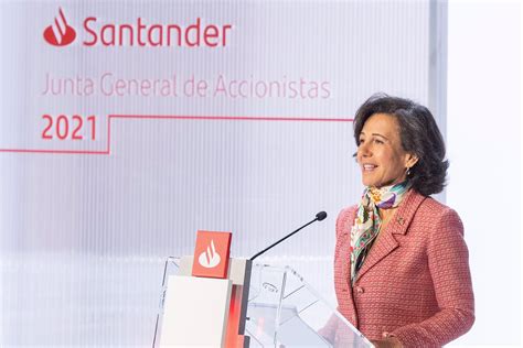 Banco Santander remodela su cúpula directiva para España Cantabria