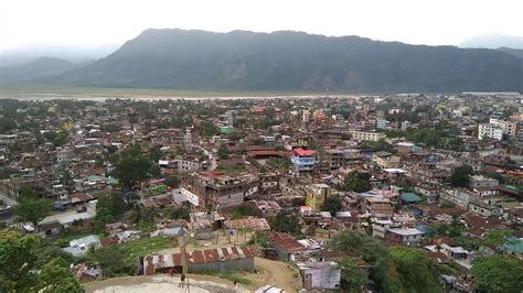 Indo Bhutan Border Phuntsholing Bhutan And Jaigaon India Youtube