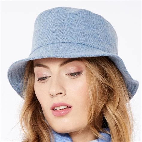 france  cap  women  wool waterproof