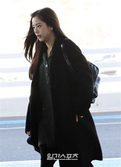 Jisoo Airport Photos At Incheon To USA February 7 2019 In 2024