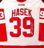 Dominik Hasek Autographed Detroit Red Wings Jersey