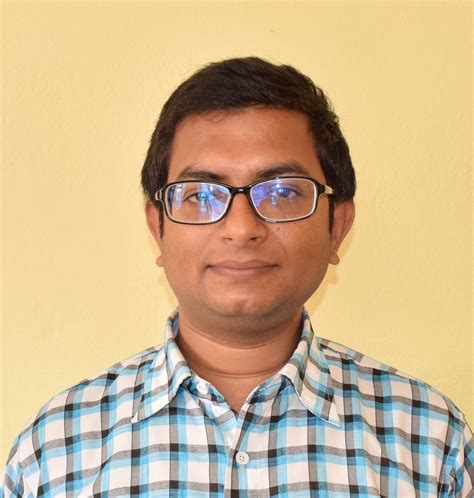 Saroj Dhakal – Medium