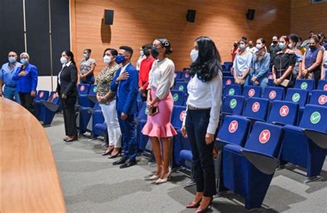 Ministerio de la Mujer Viceministra de la Mujer aboga por diseño de