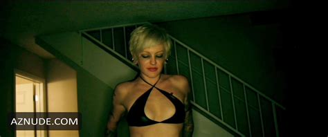 Liz Manning Nude Aznude