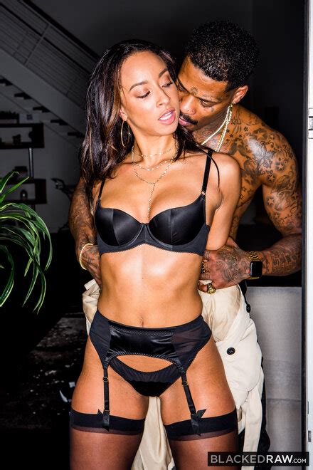 Teanna Trump Ride Along Blacked Raw Porn Pic